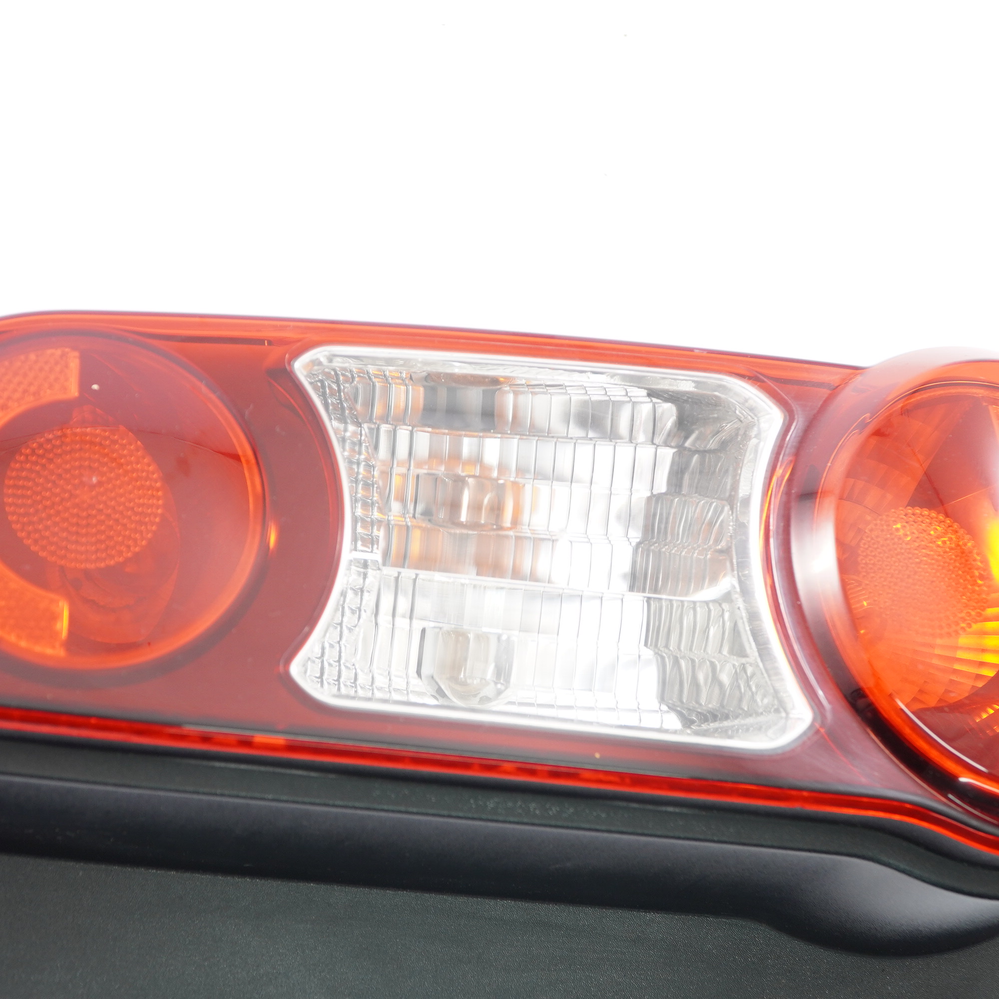 Citroen Berlingo Tail Light Rear Lamp Right O/S Side Panel 9672205480