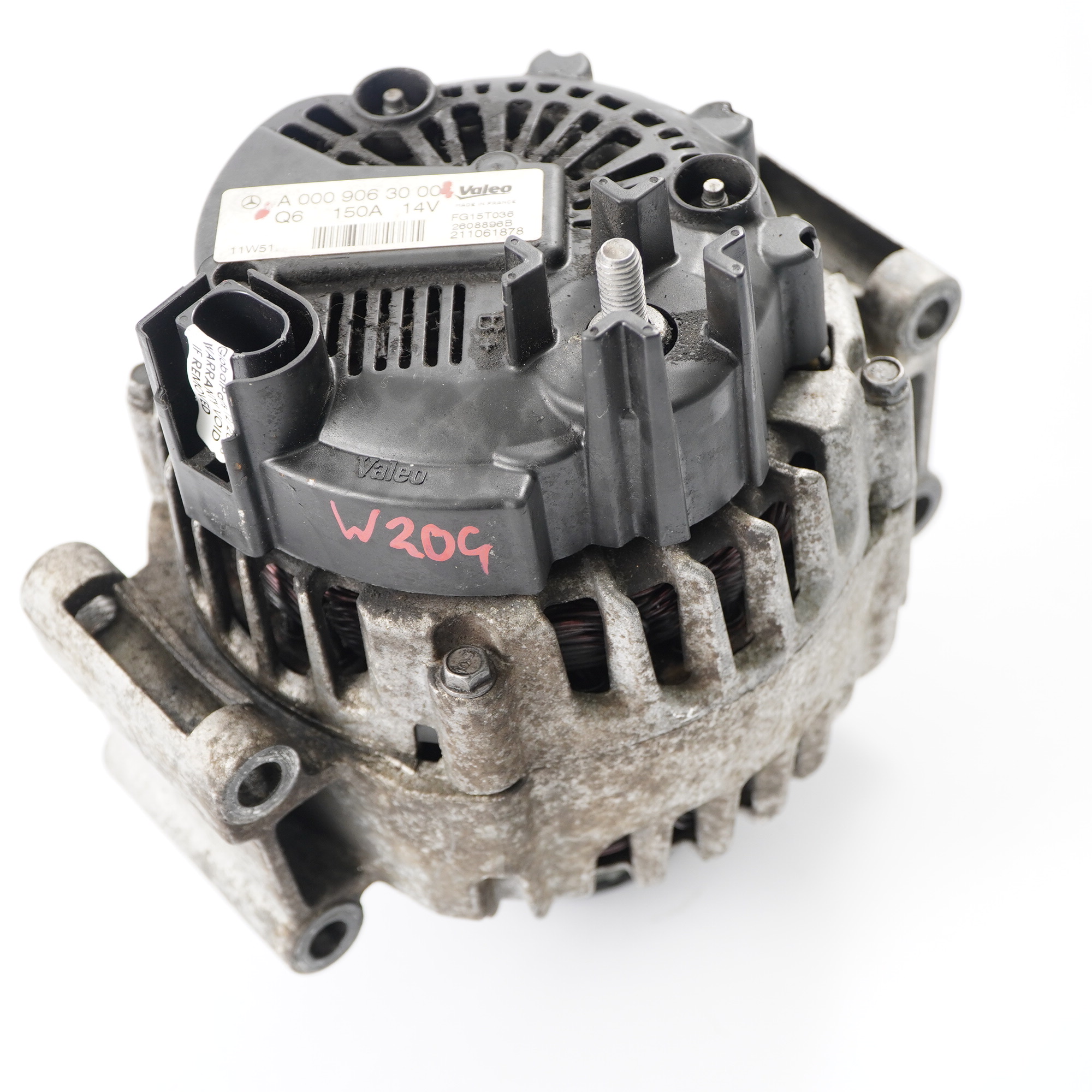 Mercedes W204 W212 M271 Alternator Valeo 150A 14V A0009063000