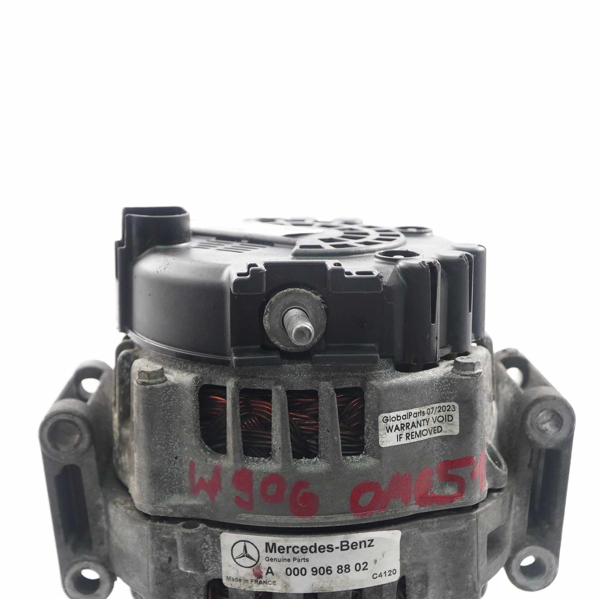 Mercedes Sprinter W906 Alternator A0009068802