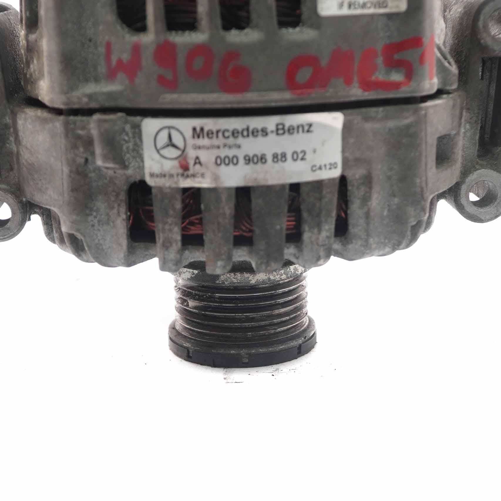 Mercedes Sprinter W906 Alternator A0009068802