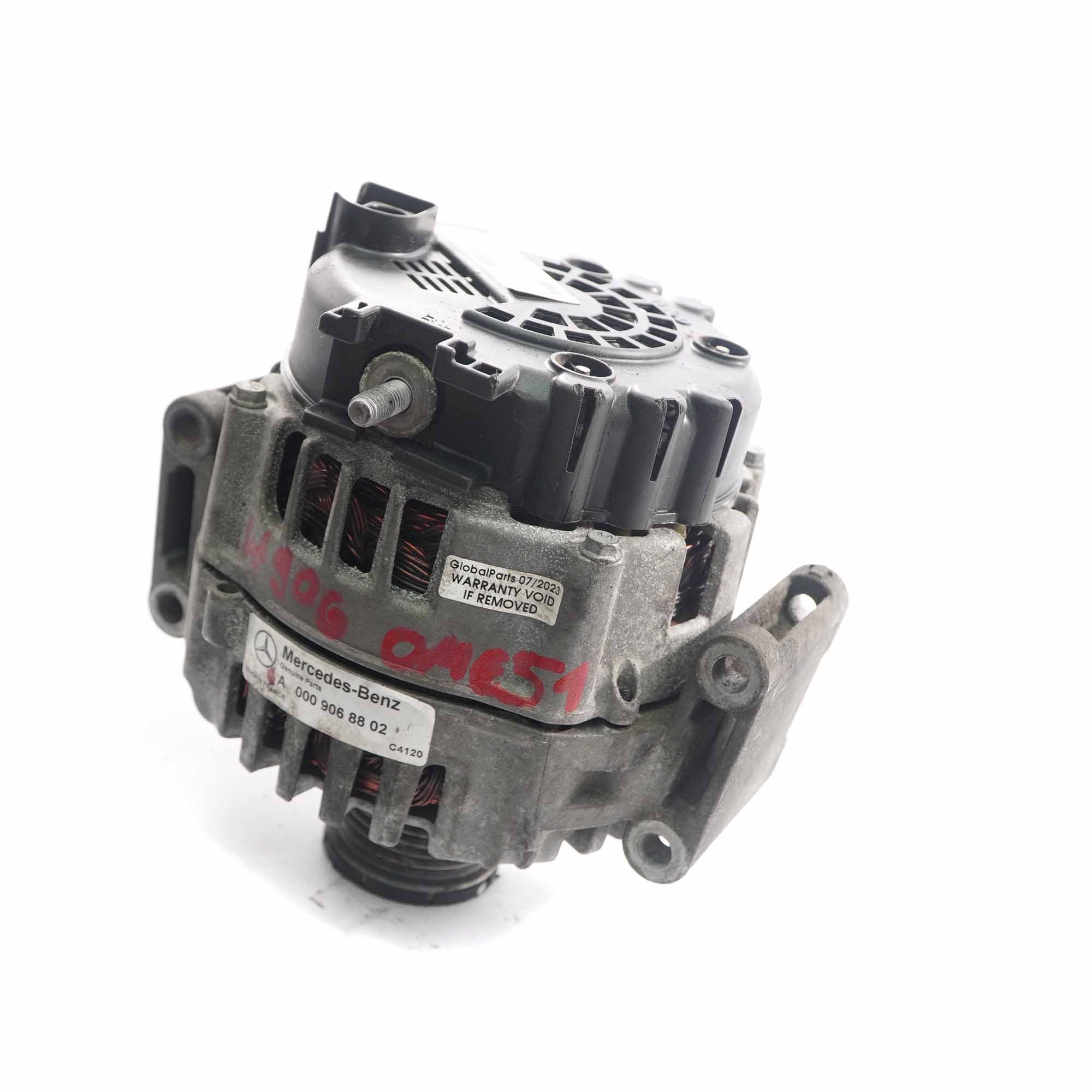 Mercedes Sprinter W906 Alternator A0009068802