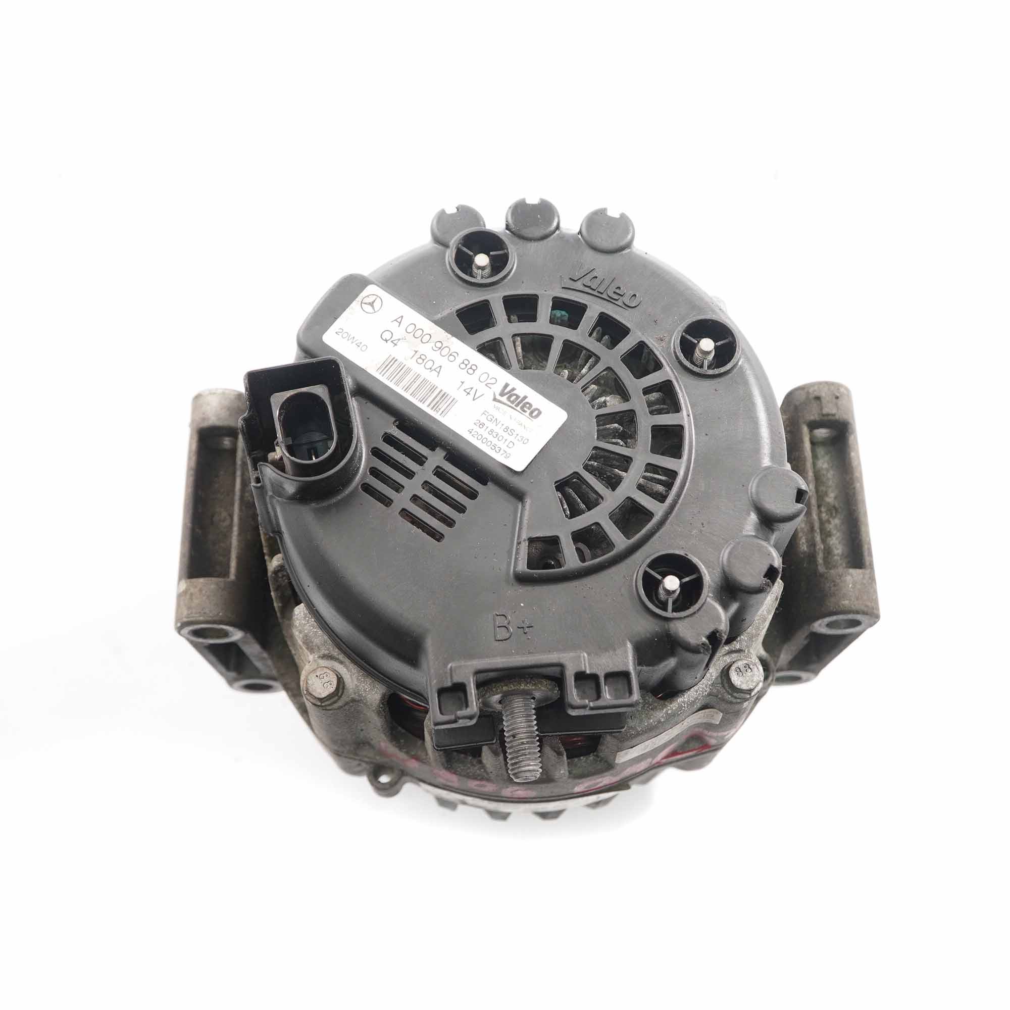 Mercedes Sprinter W906 Alternator A0009068802