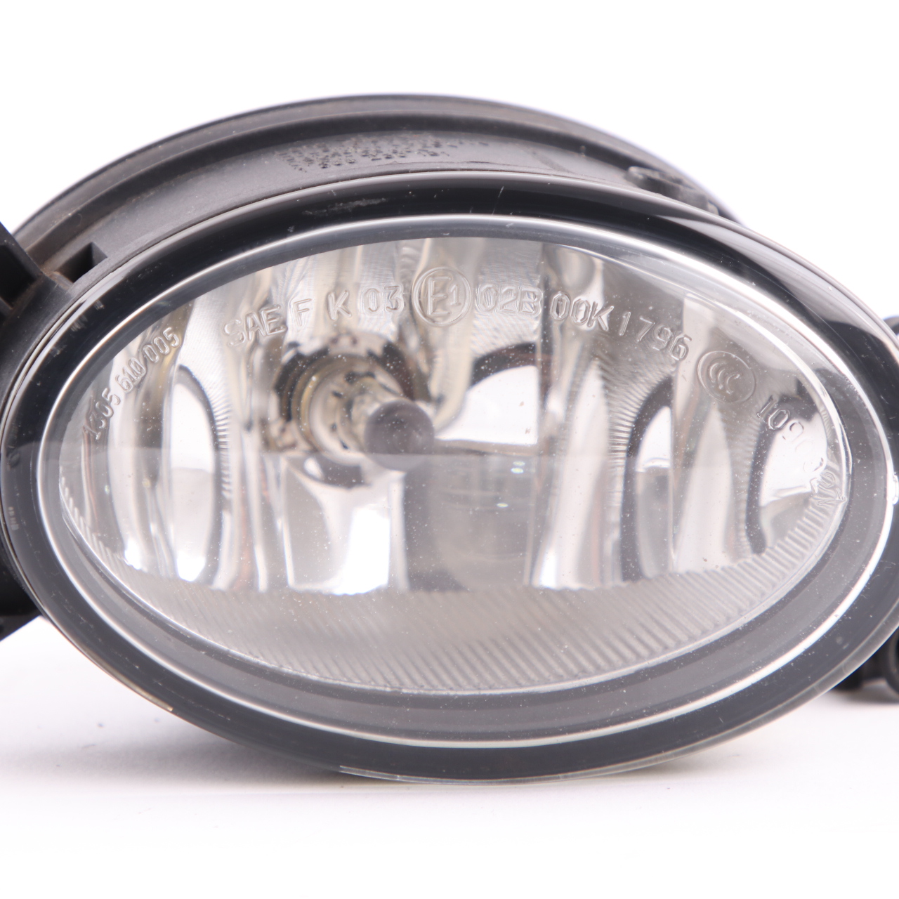 Mercedes W169 CL203 W204 W211 Halogen Prawy Przód