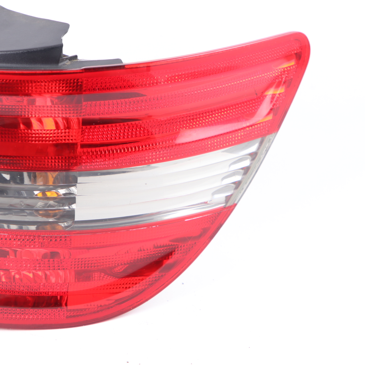 Mercedes W245 Lampa Tylna Prawa A1698202664