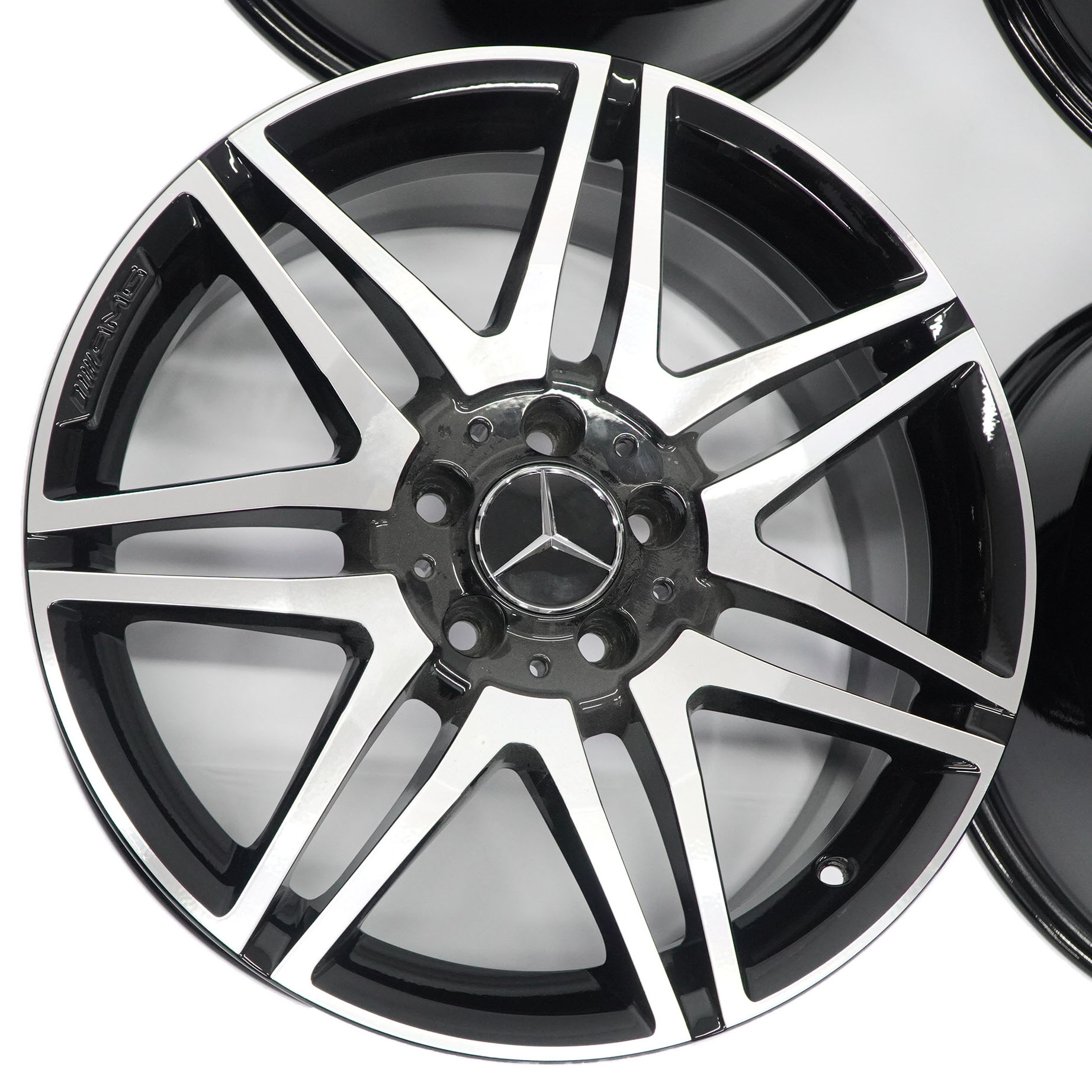 Mercedes W204 Komplet Felg Aluminiowych AMG 18" 7,5J/8,5J 7 Double-Spoke