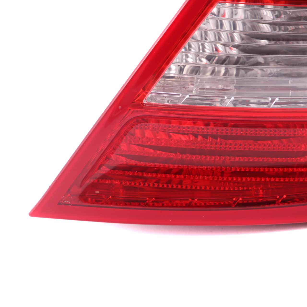 Mercedes W204 Lampa Prawa Tylna Prawy Tył A2048200264