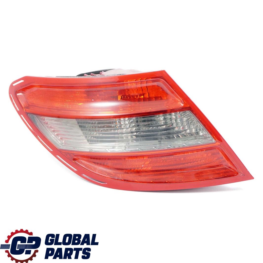 Mercedes W204 Lampa Światło Tylne Lewy Tył A2048202964