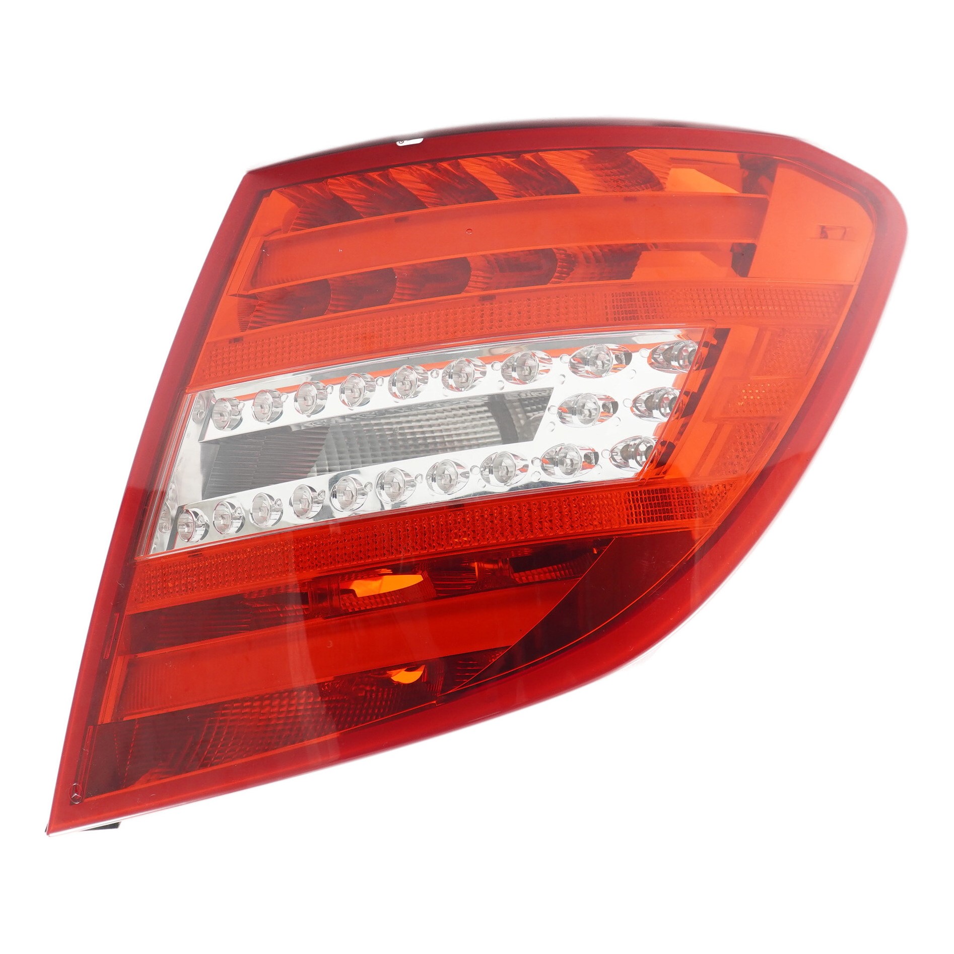 Mercedes W204 Kombi Lampa Prawy Tył Prawa Tylna A2048206564