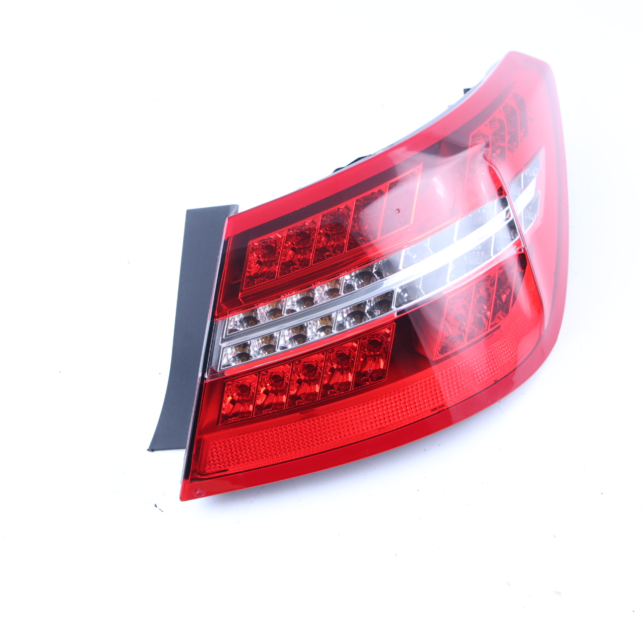 Mercedes W207 A207C207 Lampa Tył Prawa A2079060258