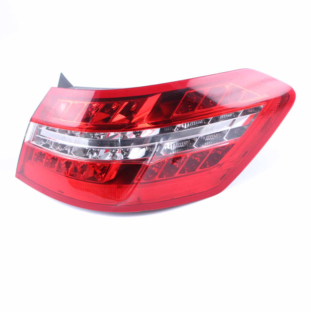  Mercedes W212 Sedan Lampa Tylna Prawa Panelu Bocznego A2129066901