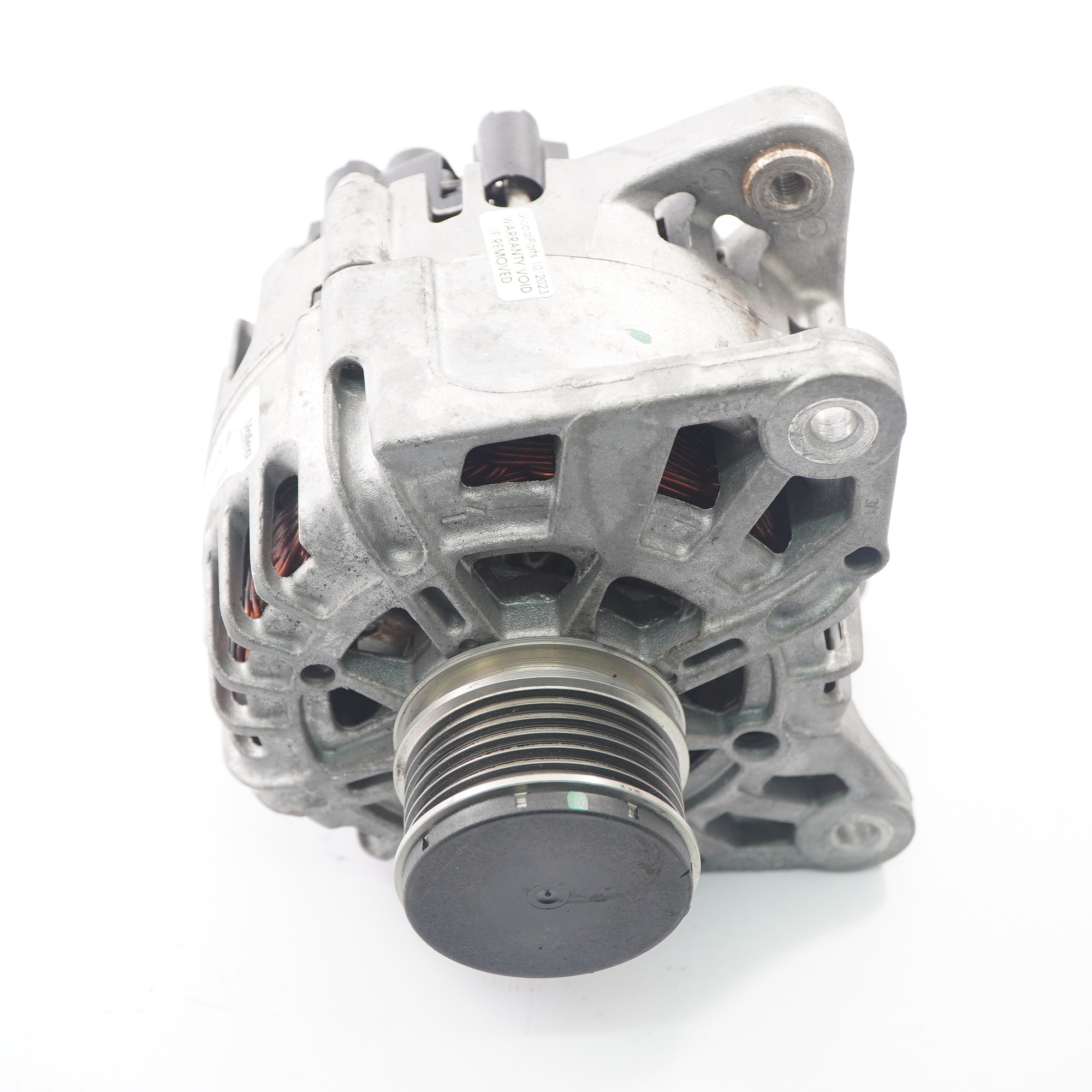 Mercedes W415 OM607 Alternator A4159064900